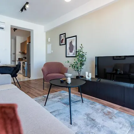 Apartament Vanilla's Prime 1-bedroom In Larnaca